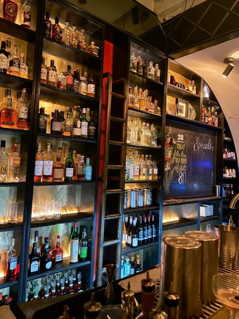 【 新加坡酒吧 】