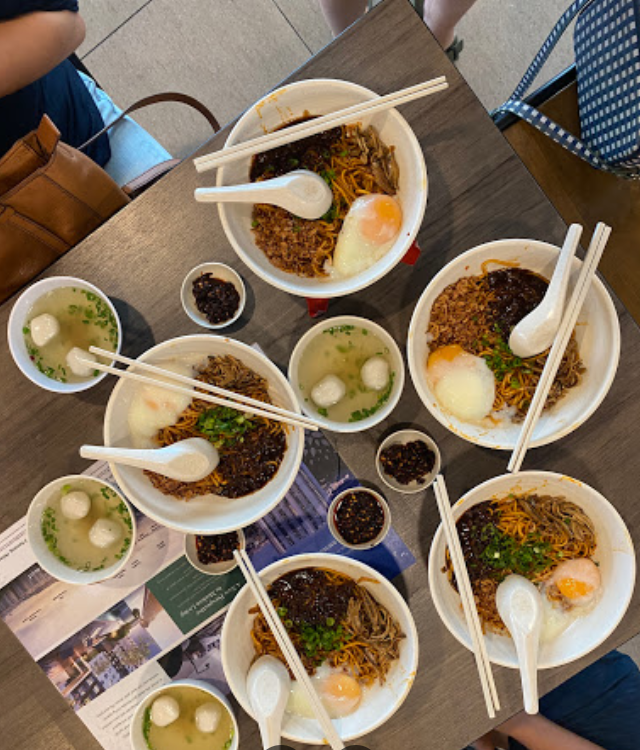 Gurney Paragon美食
