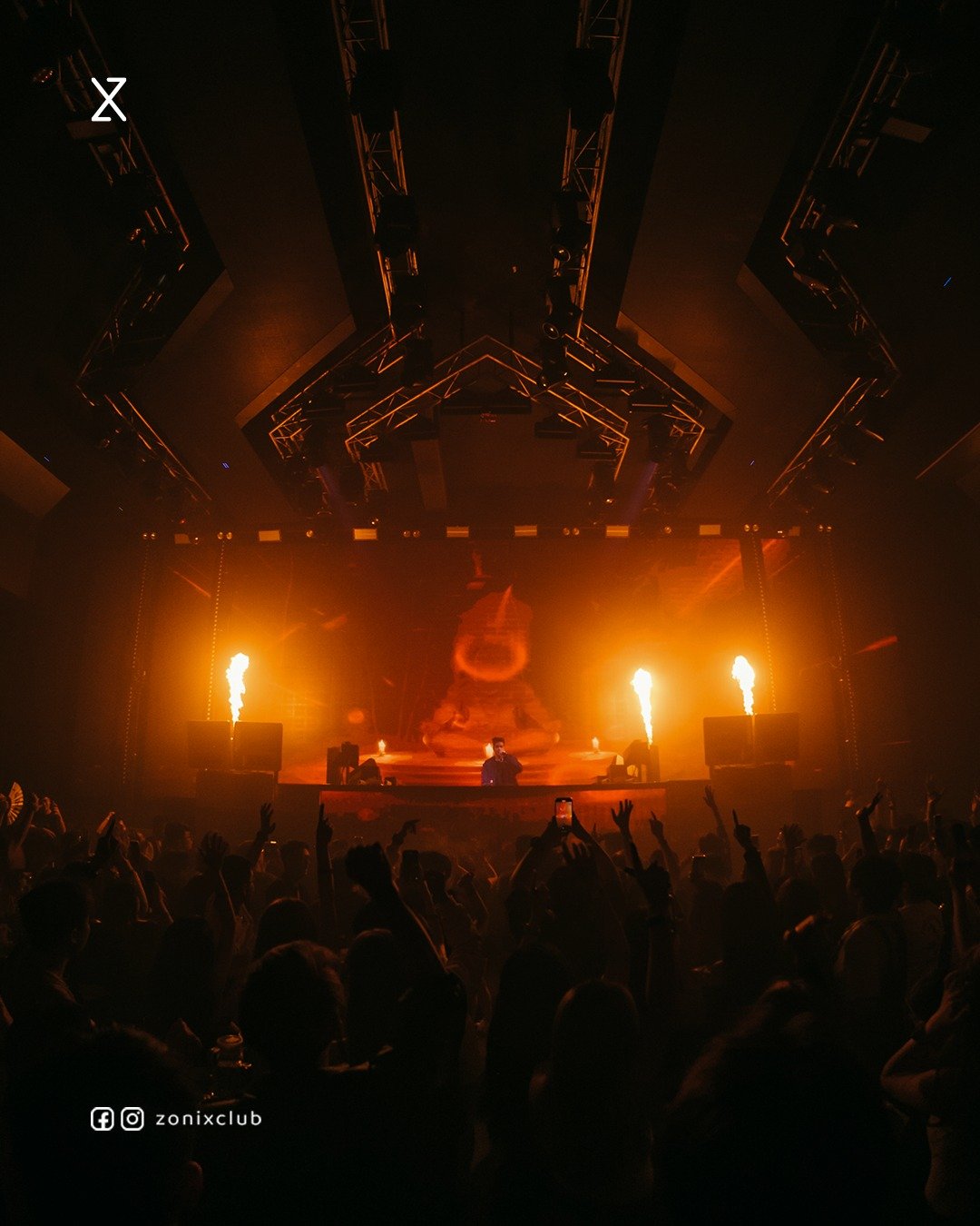Zonix Nightclub JB