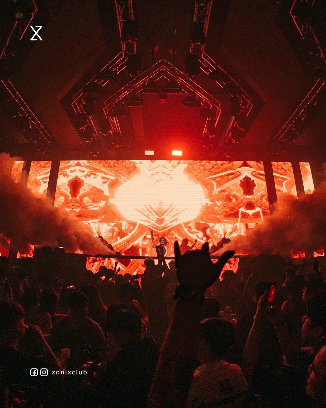 Zonix Nightclub JB